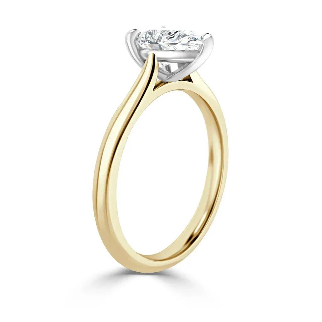 Alexandra - 18ct Yellow Gold - Pear