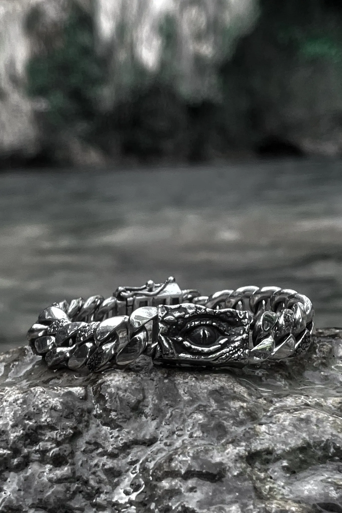 Caiman Black Bracelet