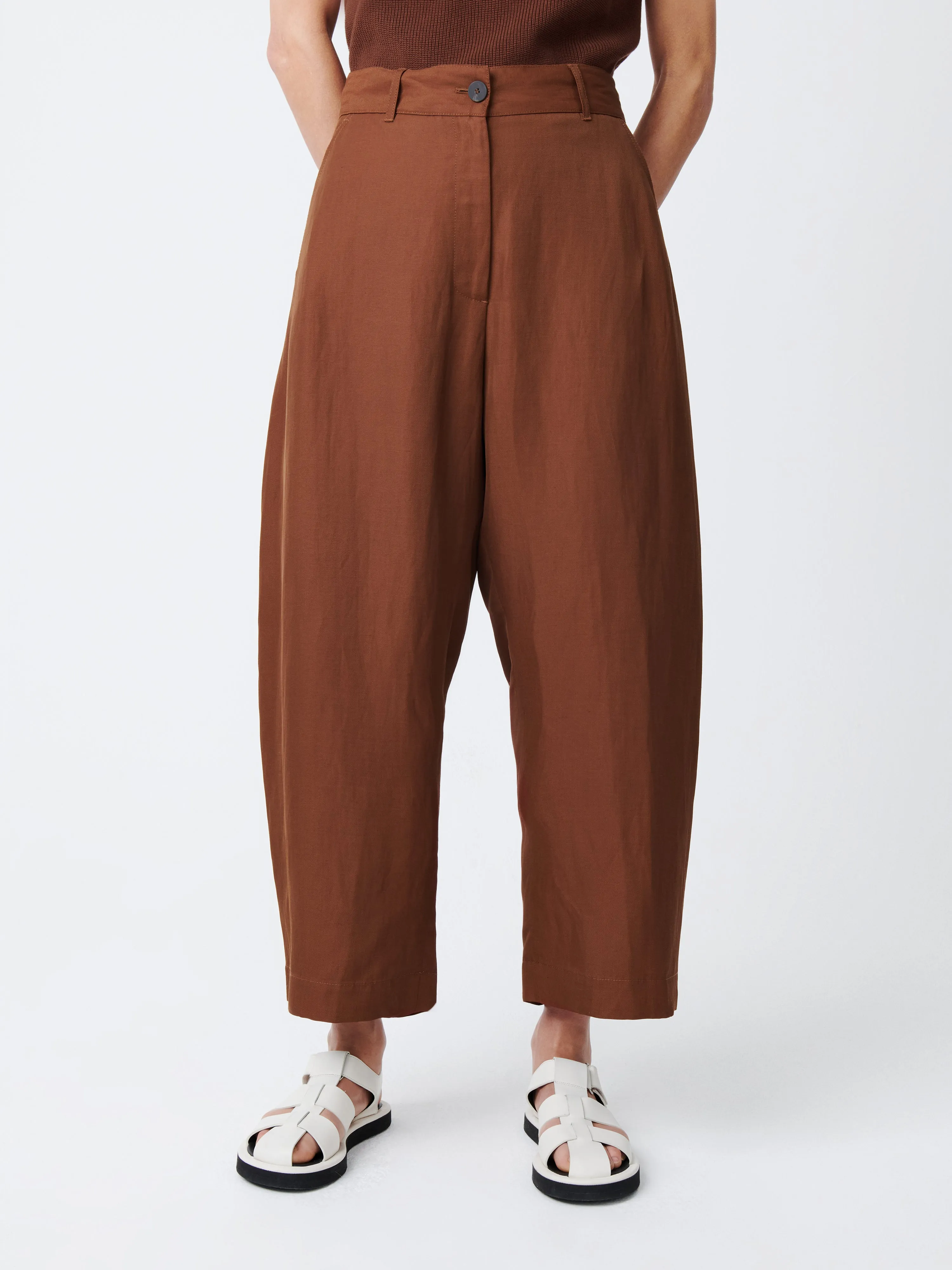 Chalco Pant in Carob Brown