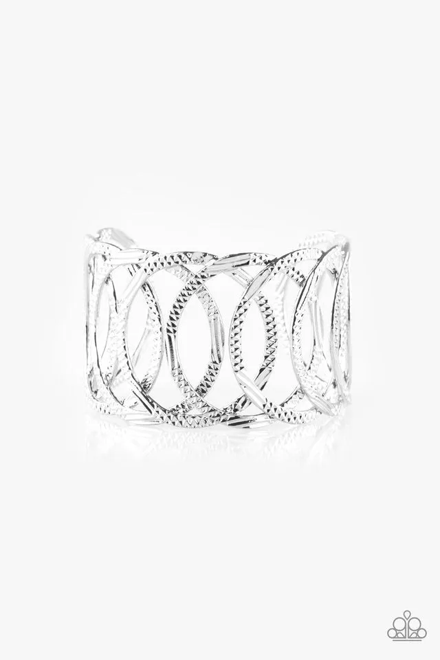 Circa de Contender Silver Paparazzi Bracelet