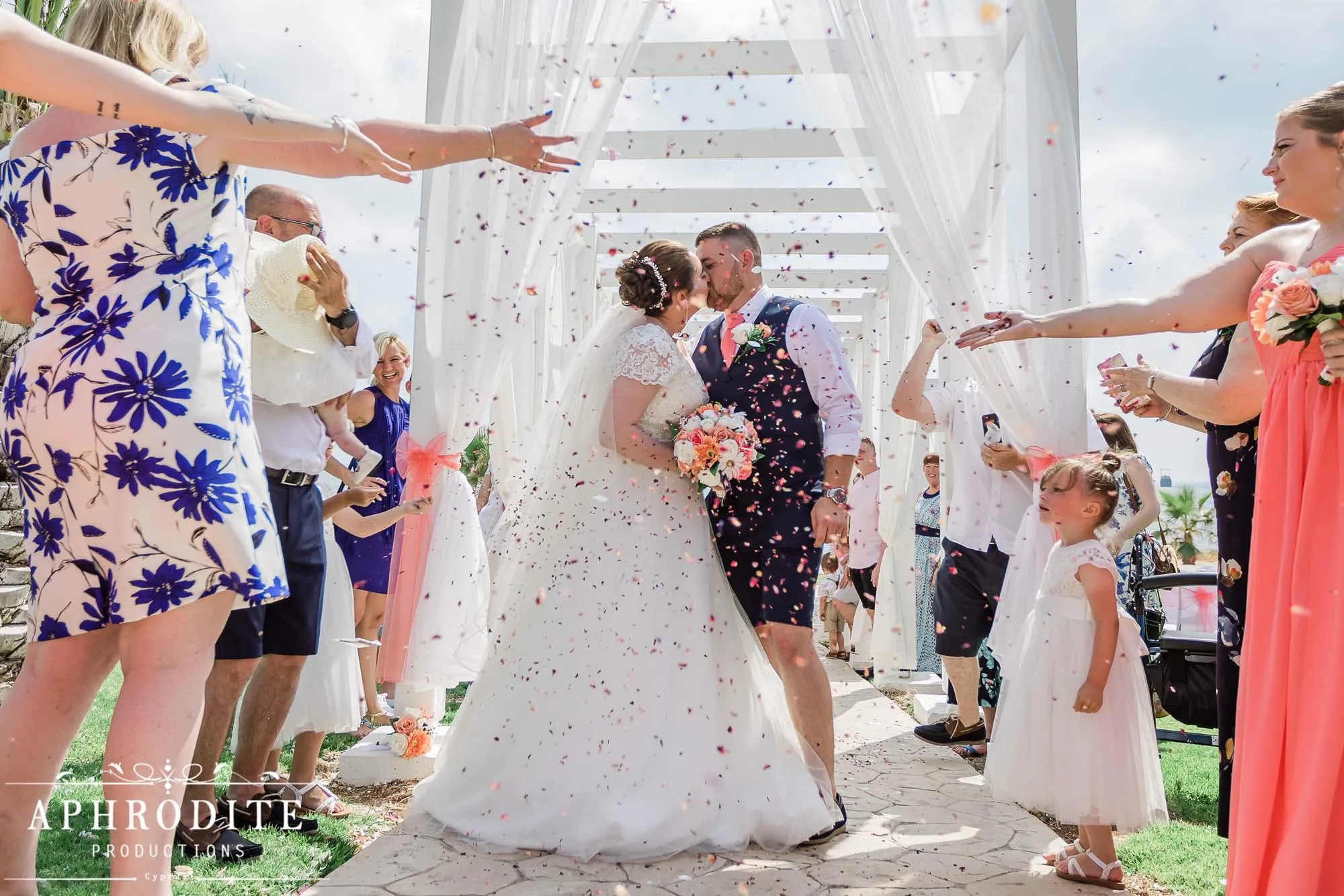 Coral Wedding Tie