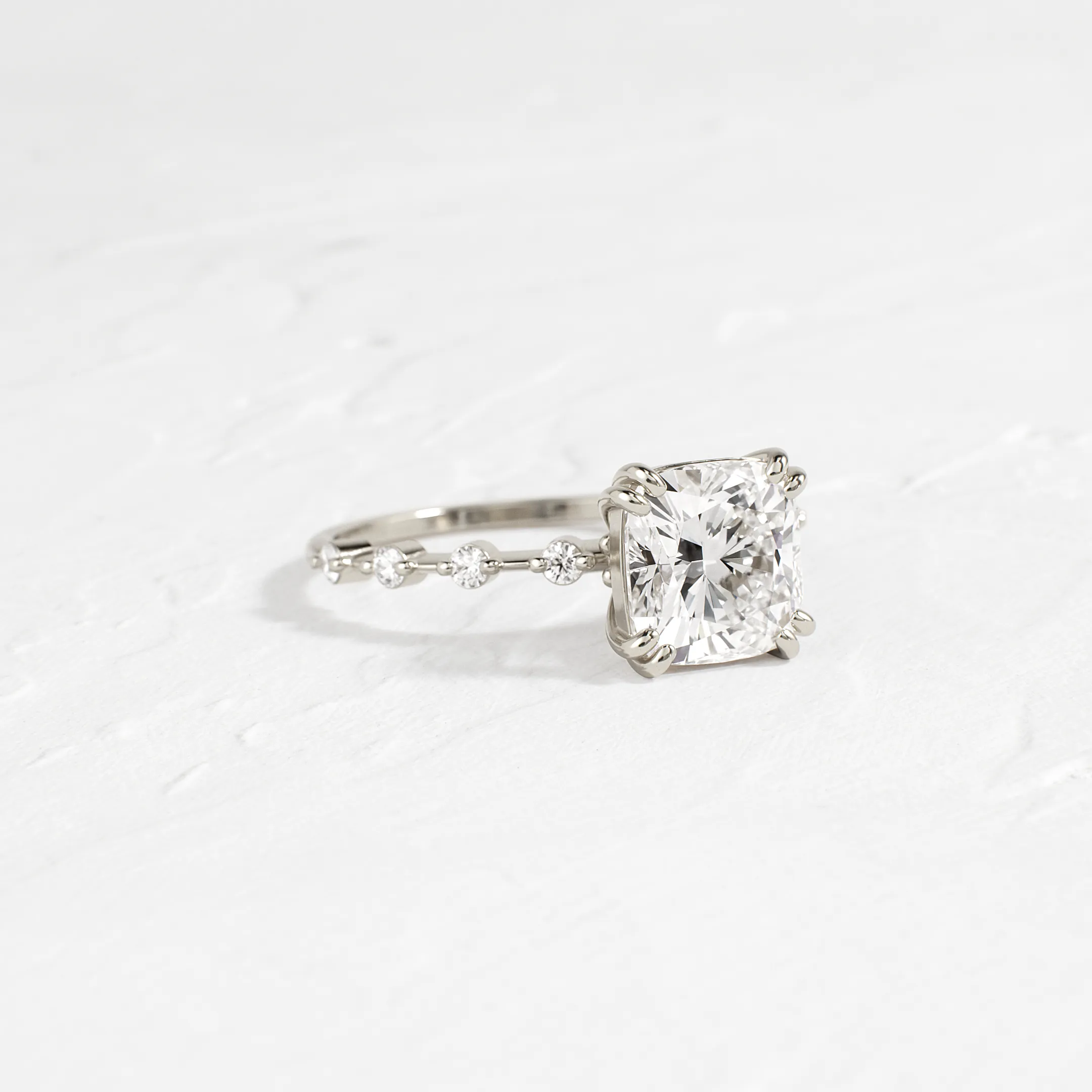 Distance Ring, Cushion Cut