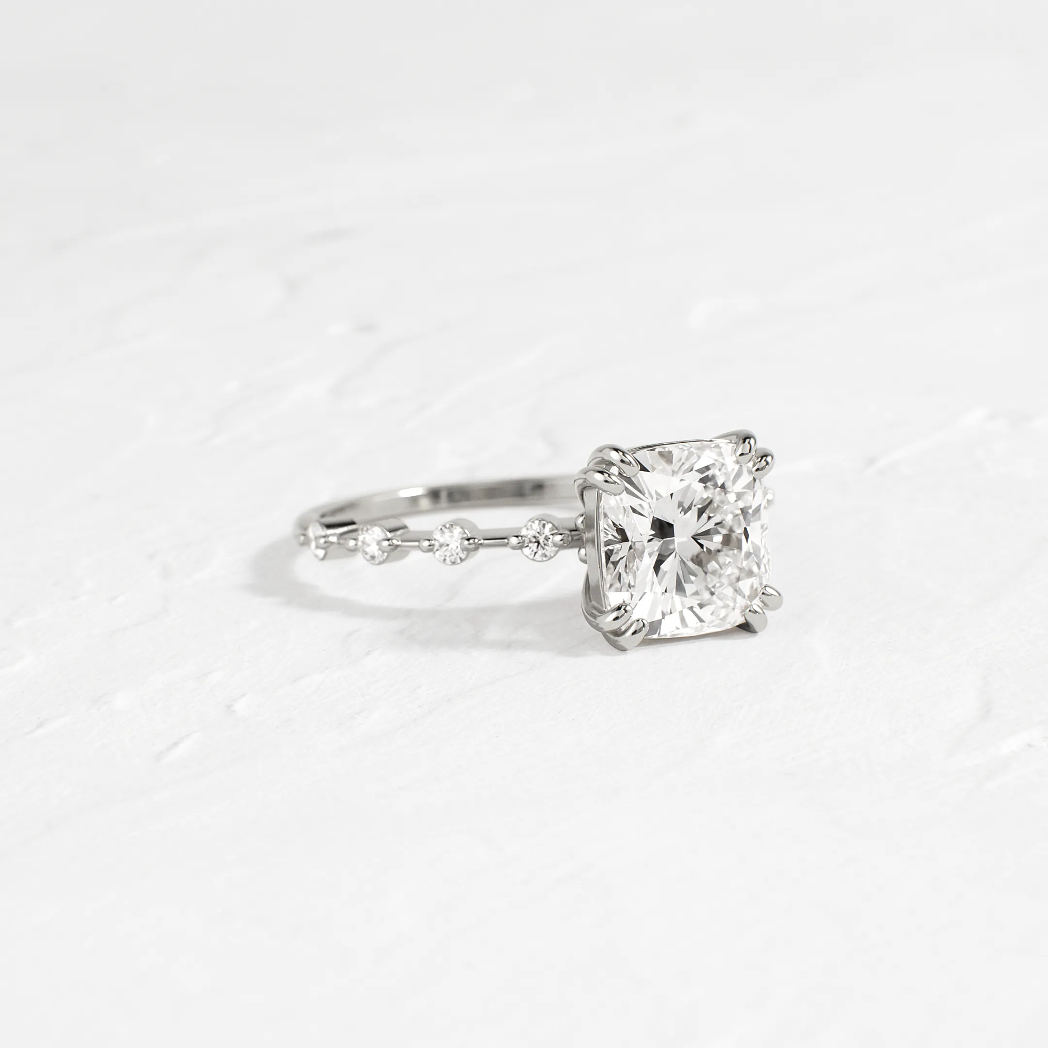 Distance Ring, Cushion Cut