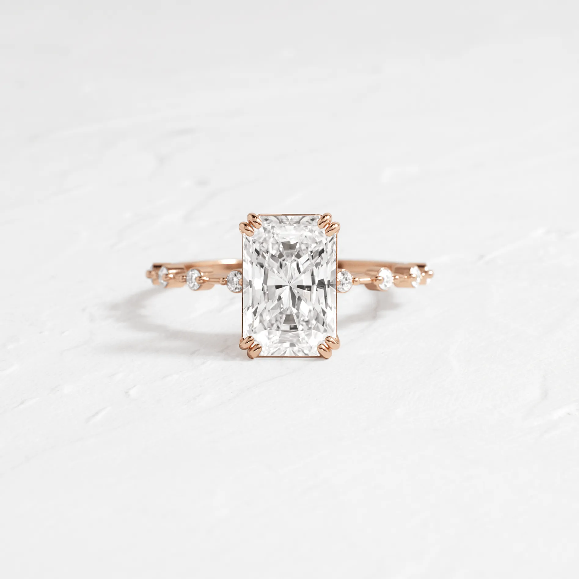 Distance Ring, Radiant Cut