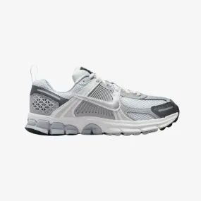 gradeschool nike zoom vomero 5 (pure platinum/metallic silver)