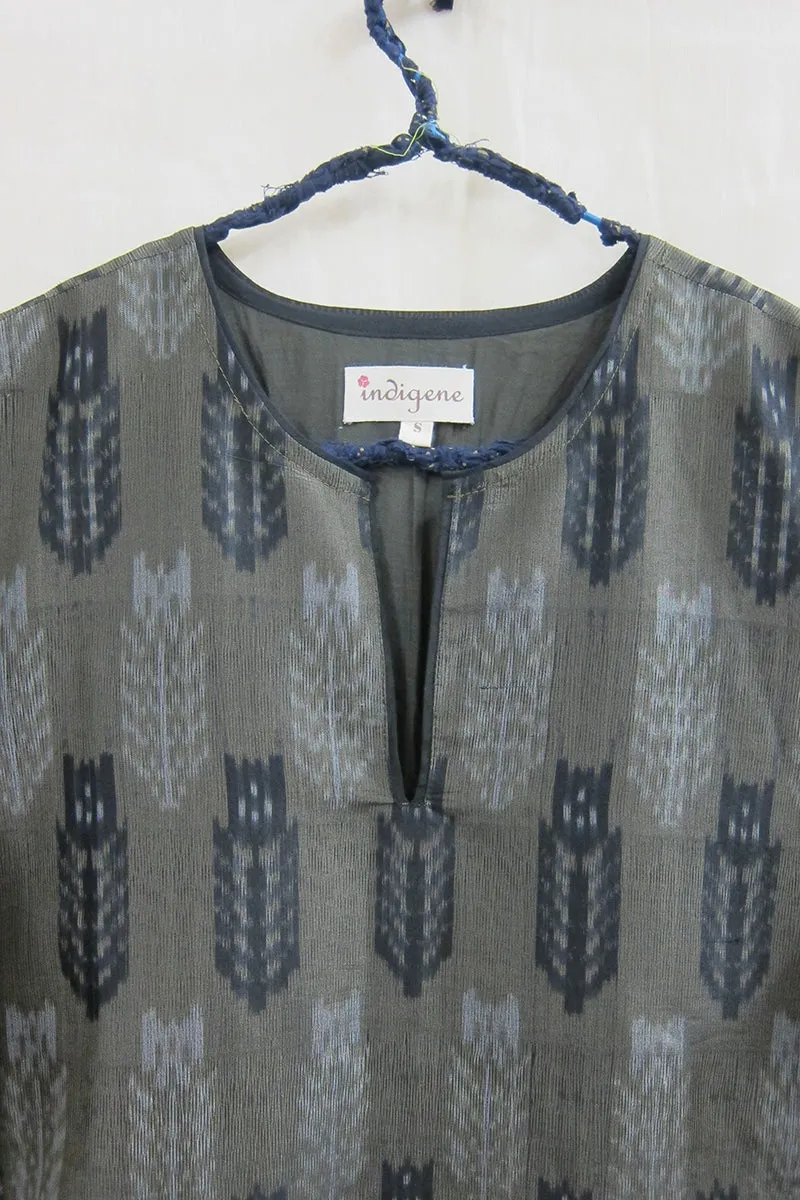 HASINA WOVEN TULIP SILK IKAT KURTA