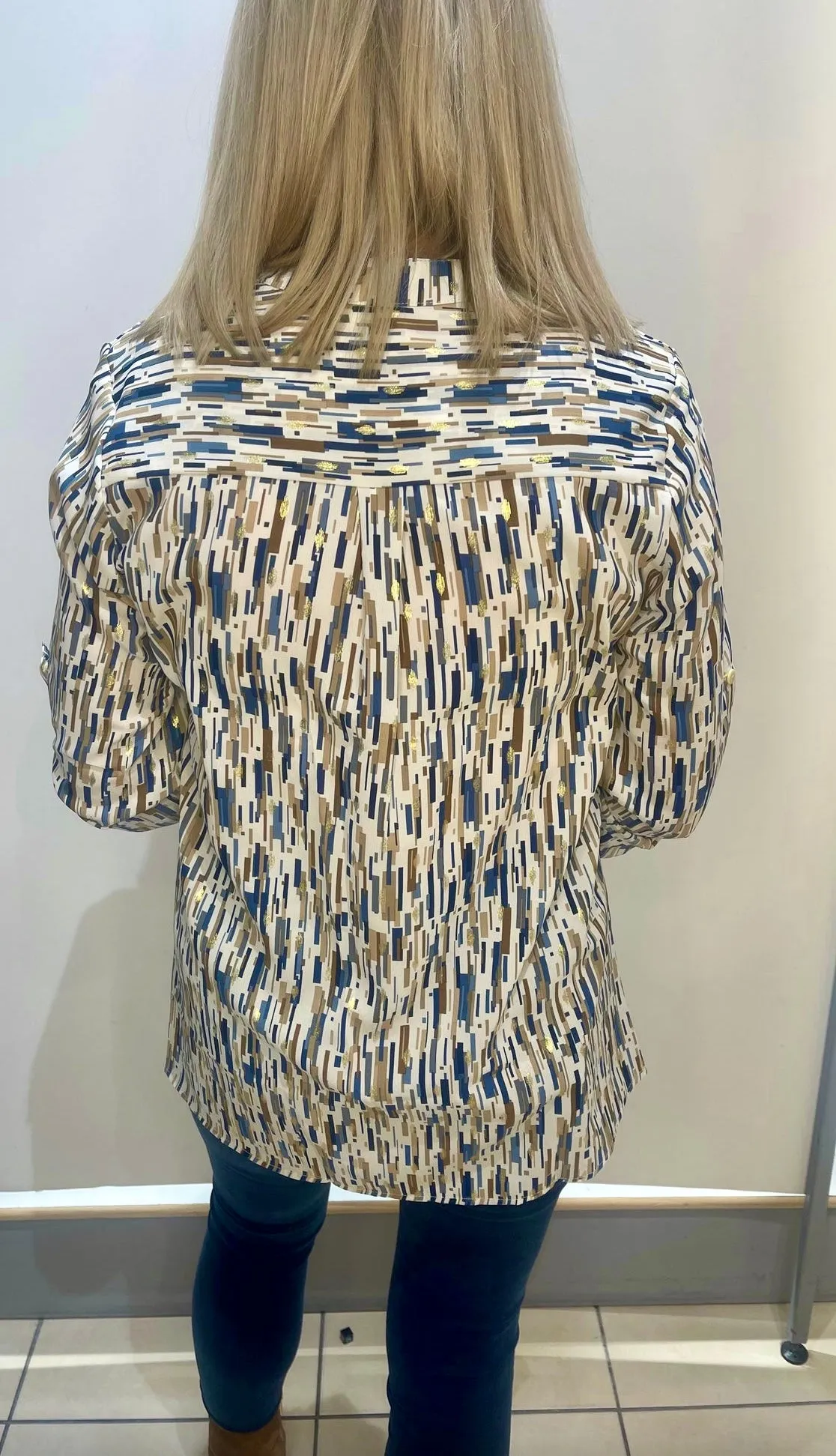 Ivy - Blue/Beige Print Gold Leaf Button Top