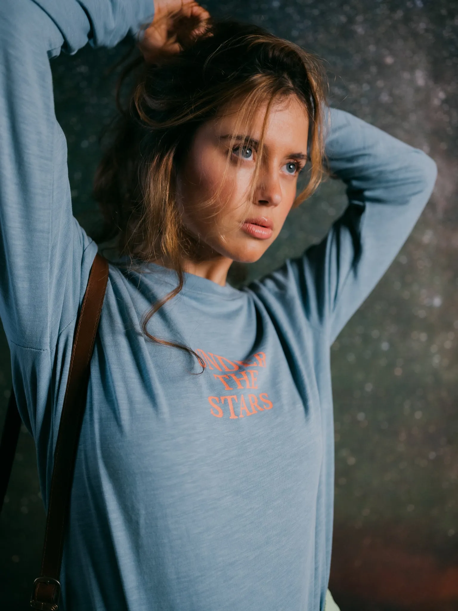 LONG SLEEVE GRAPHIC UNDER THE STARS SKY BLUE