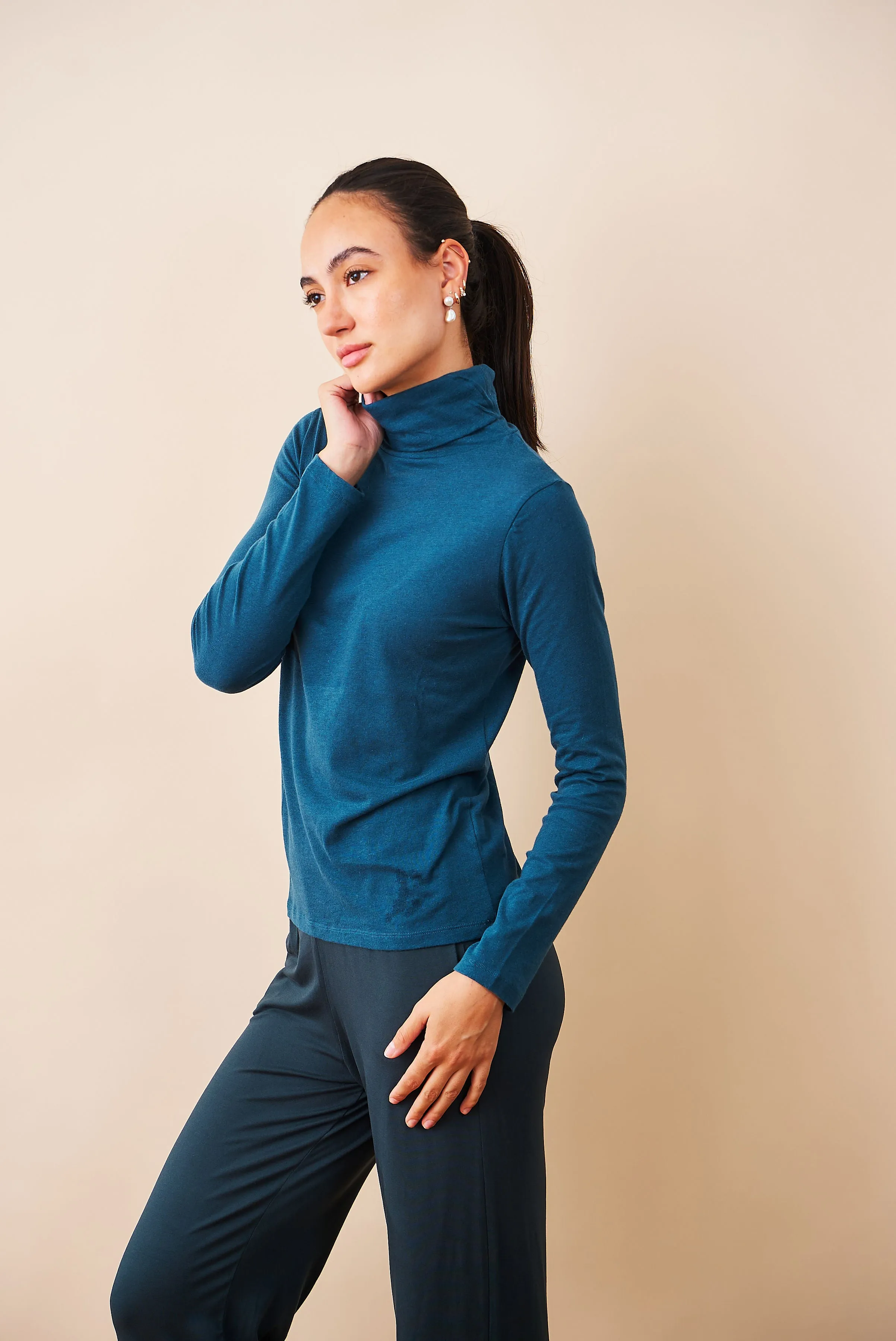 Majestic Cotton/Cashmere Long Sleeve Turtleneck in Haute Mer/High Sea