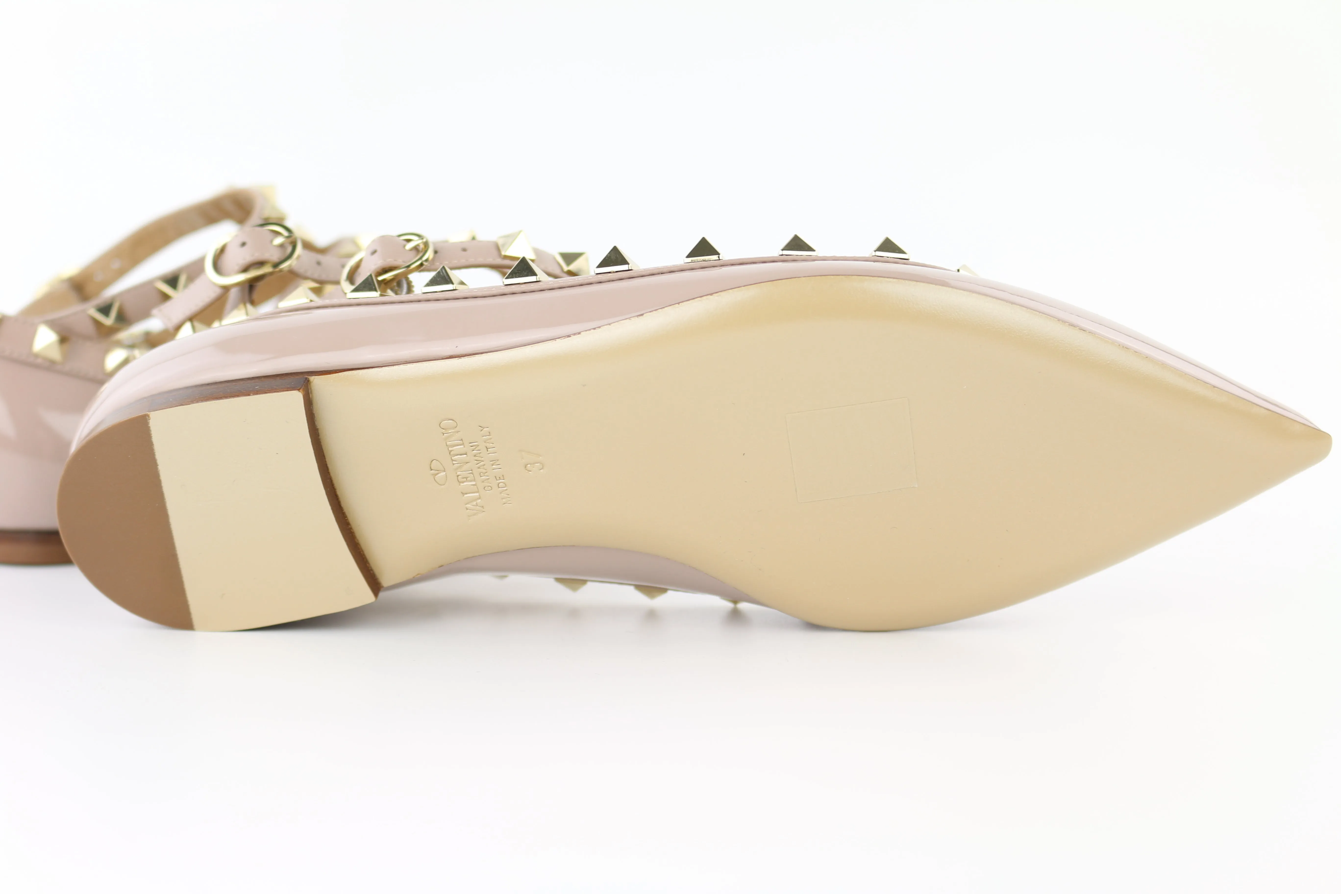 Patent Ballerine Rockstud Flats 37