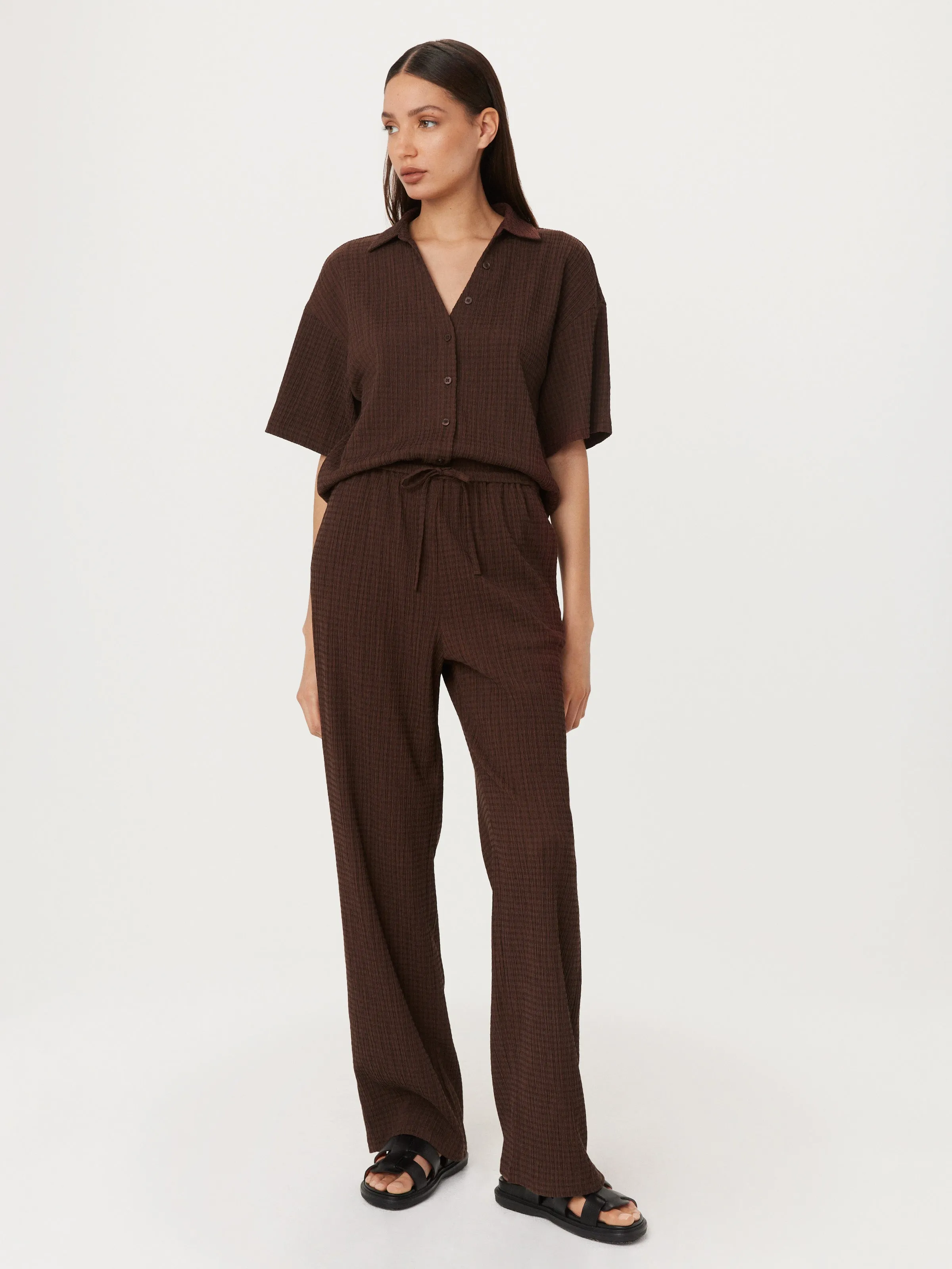 The Crinkle Textured Blouse in Mahogany