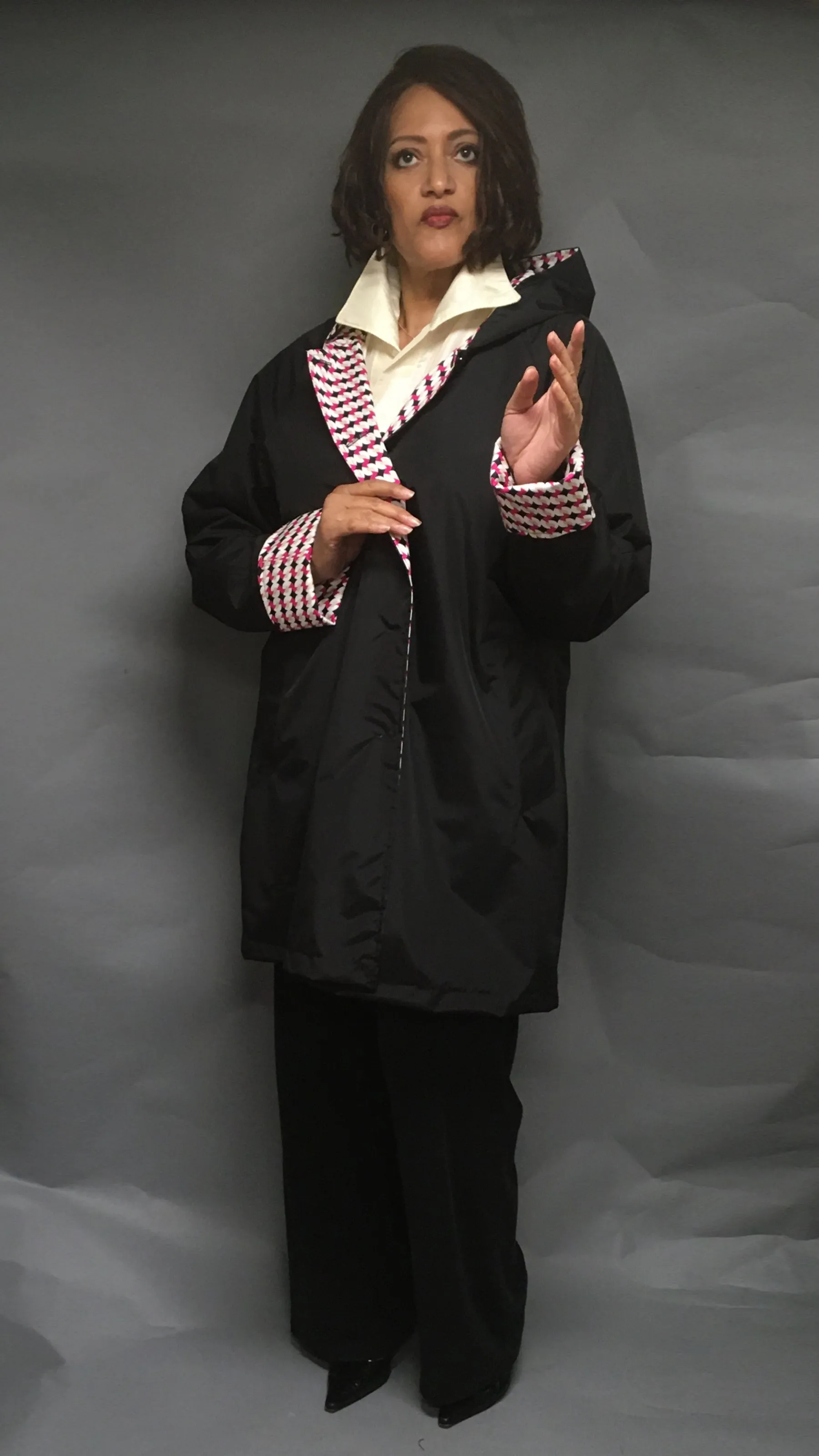 *Women's Black Outer Reversible Raincoat (RR/C 0614A)